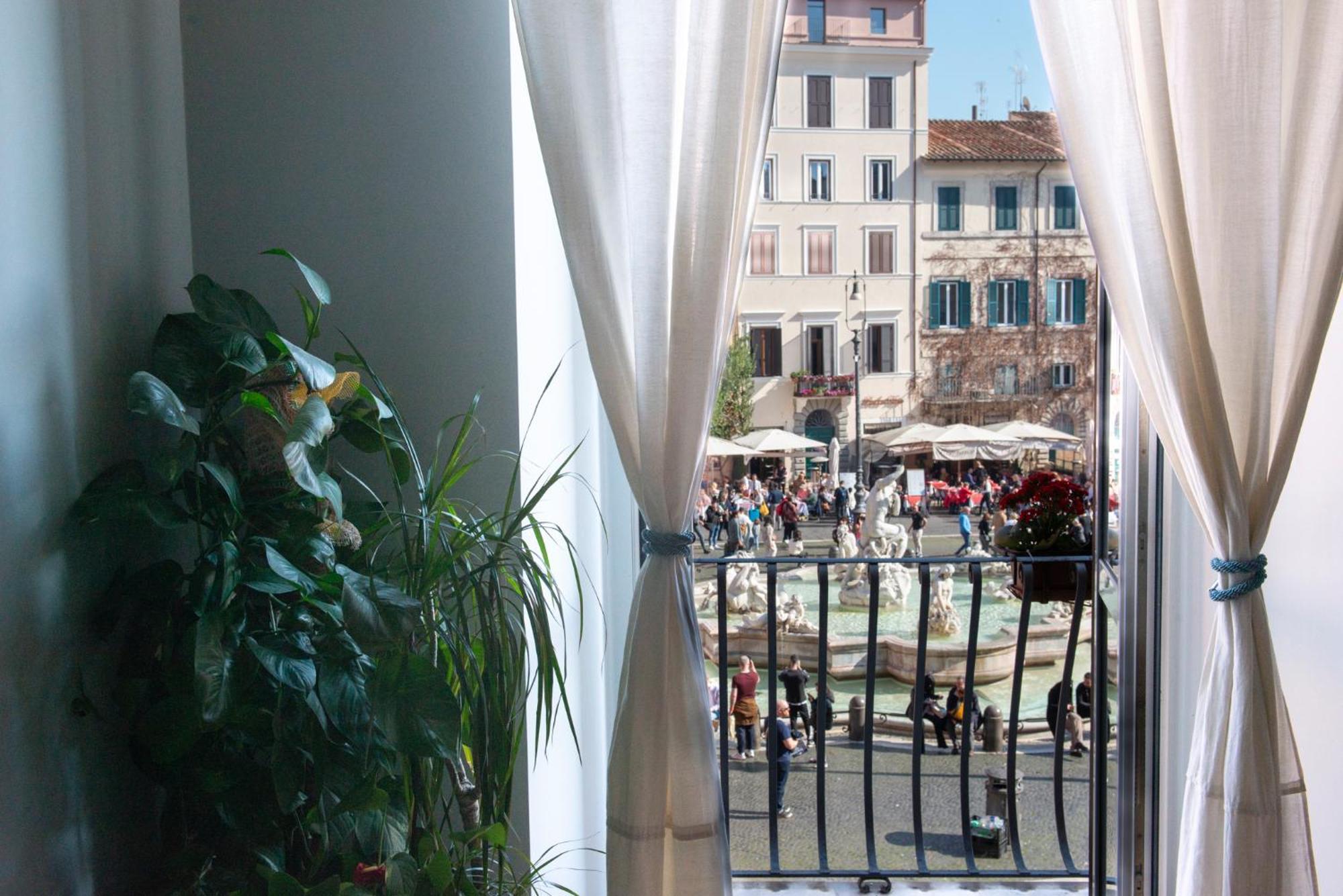 Navona Charming Balcony Apartment Rome Exterior photo